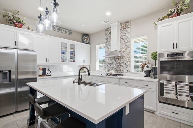 108 Ty Lane, Azle, TX 76020