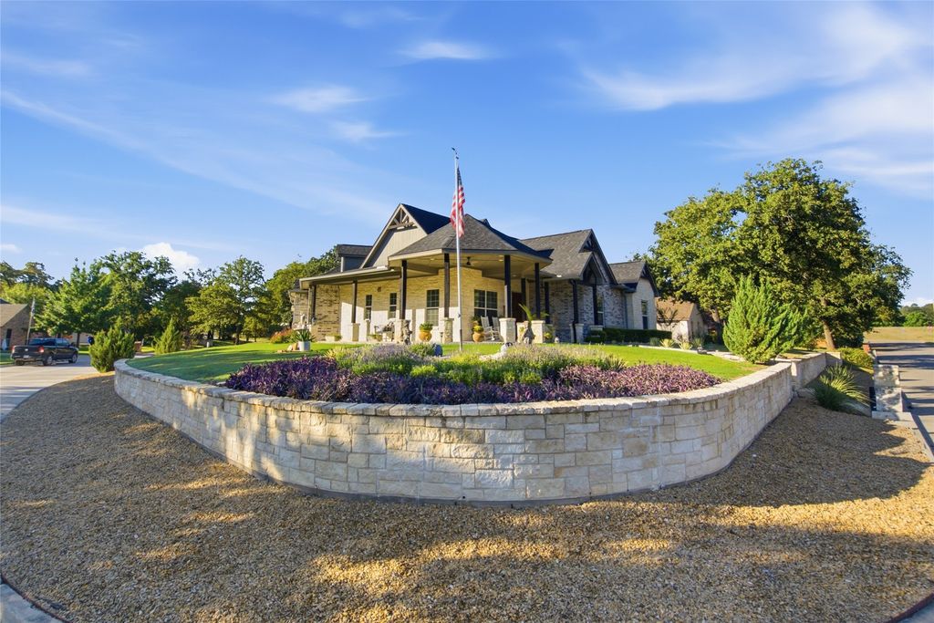 108 Ty Lane, Azle, TX 76020 — photo 2