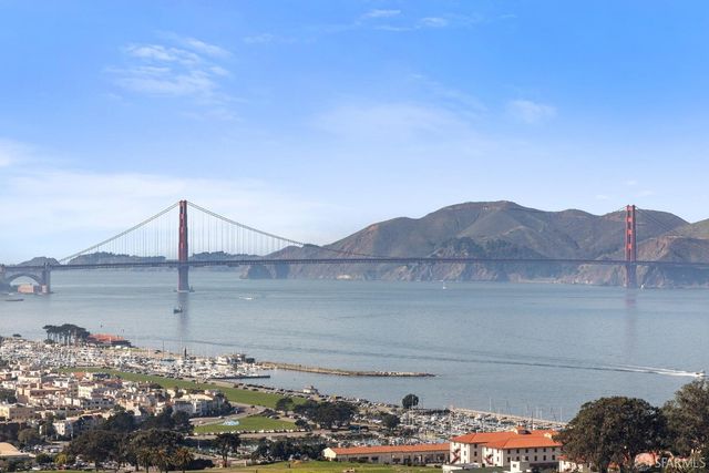 1080 Chestnut Street 11C, San Francisco, CA 94109