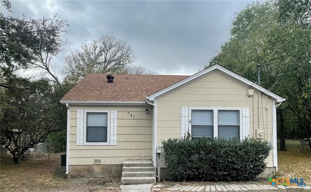 743 E 13th Avenue, Belton, TX 76513