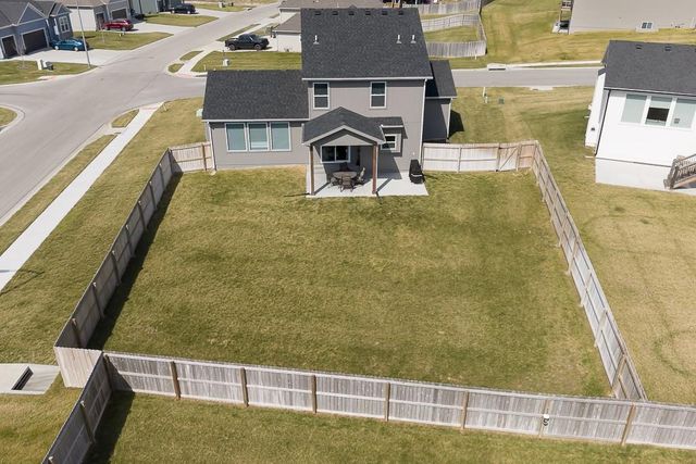 16349 Lolly Lane, Basehor, KS 66007