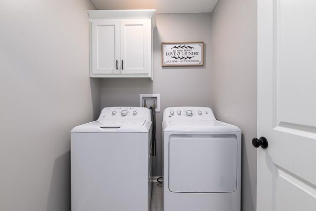 16349 Lolly Lane, Basehor, KS 66007