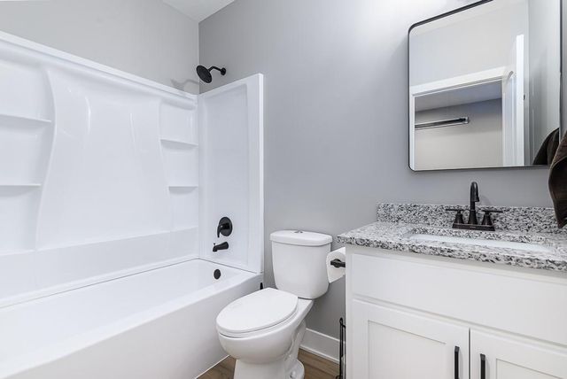 16349 Lolly Lane, Basehor, KS 66007