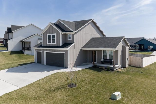 16349 Lolly Lane, Basehor, KS 66007