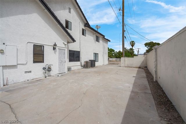 3200 West Oakey Boulevard, Las Vegas, NV 89102