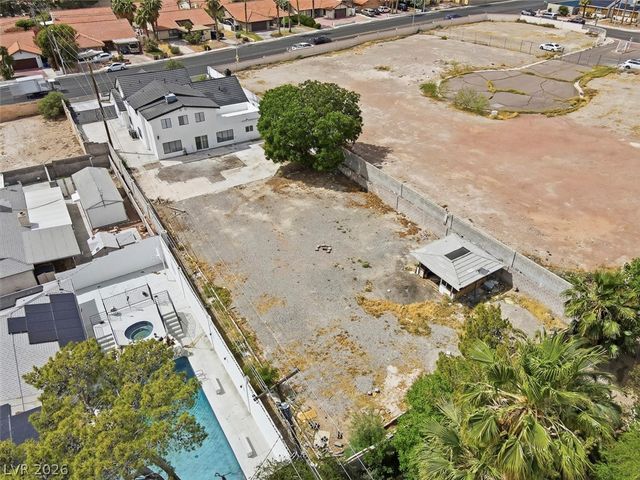 3200 West Oakey Boulevard, Las Vegas, NV 89102