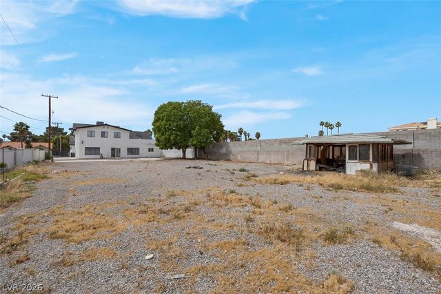 3200 West Oakey Boulevard, Las Vegas, NV 89102