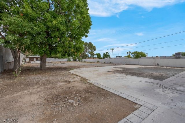 3200 West Oakey Boulevard, Las Vegas, NV 89102