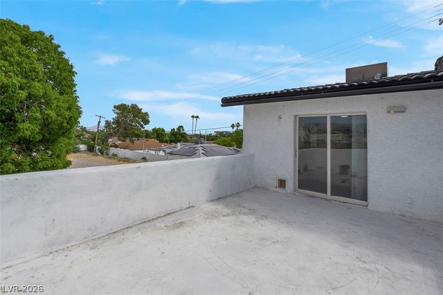 3200 West Oakey Boulevard, Las Vegas, NV 89102
