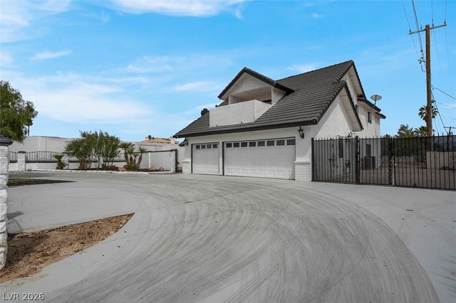 3200 West Oakey Boulevard, Las Vegas, NV 89102