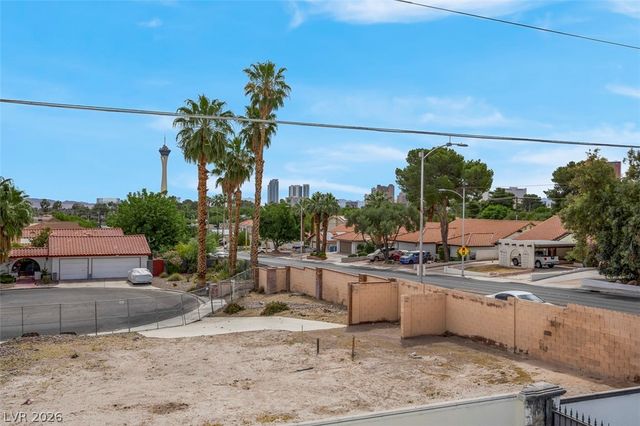 3200 West Oakey Boulevard, Las Vegas, NV 89102