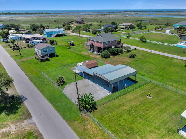 1134 E Canal East, Crystal Beach, TX 77650