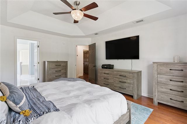 136 Lake Jordan Blvd, Kingsland, GA 31548