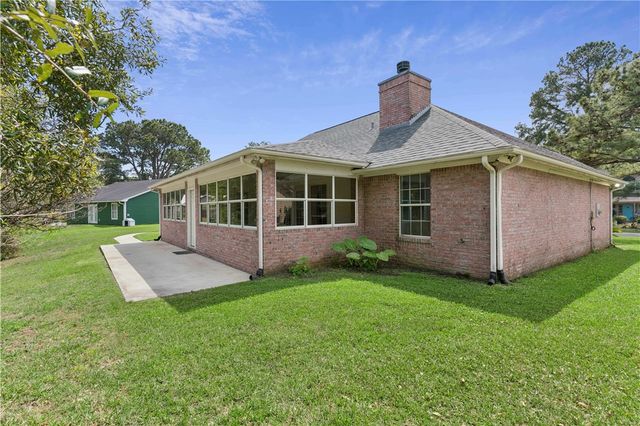 136 Lake Jordan Blvd, Kingsland, GA 31548