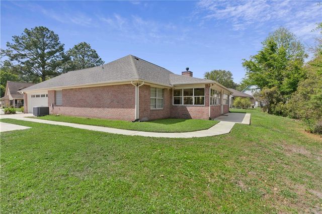 136 Lake Jordan Blvd, Kingsland, GA 31548