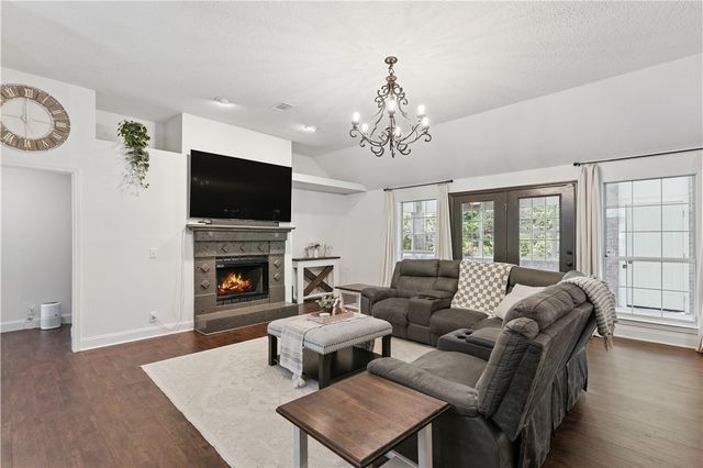 136 Lake Jordan Blvd, Kingsland, GA 31548