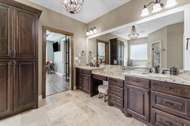 15637 Knotty Oaks Trail, Magnolia, TX 77355