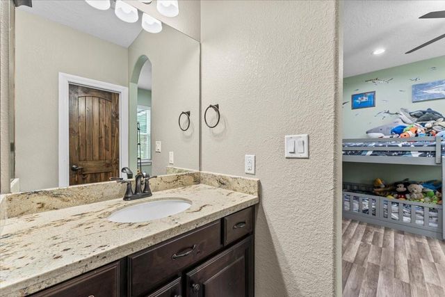 15637 Knotty Oaks Trail, Magnolia, TX 77355
