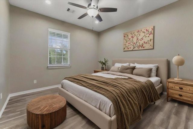 15637 Knotty Oaks Trail, Magnolia, TX 77355