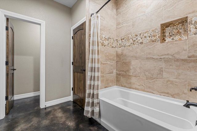 15637 Knotty Oaks Trail, Magnolia, TX 77355