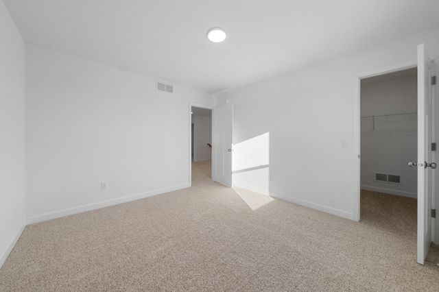 565 Waterford Place, Waconia, MN 55387