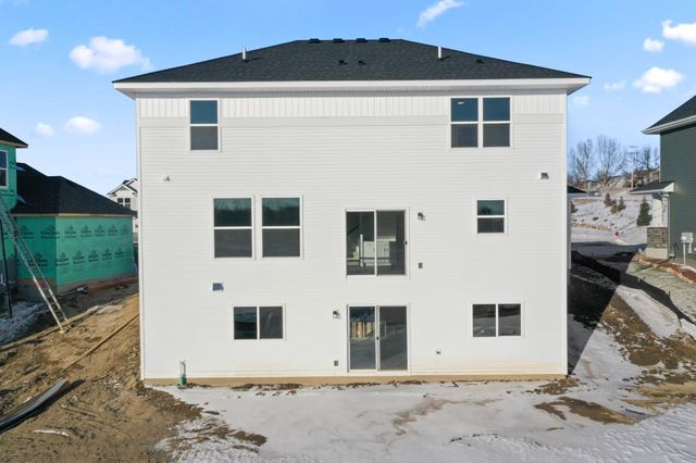 565 Waterford Place, Waconia, MN 55387