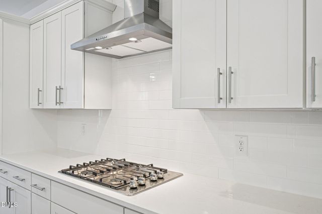 10904 Bayflower Way, Raleigh, NC 27617