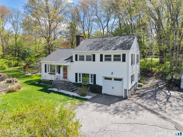 863 Whittemore Road, Middlebury, CT 06762