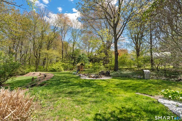 863 Whittemore Road, Middlebury, CT 06762