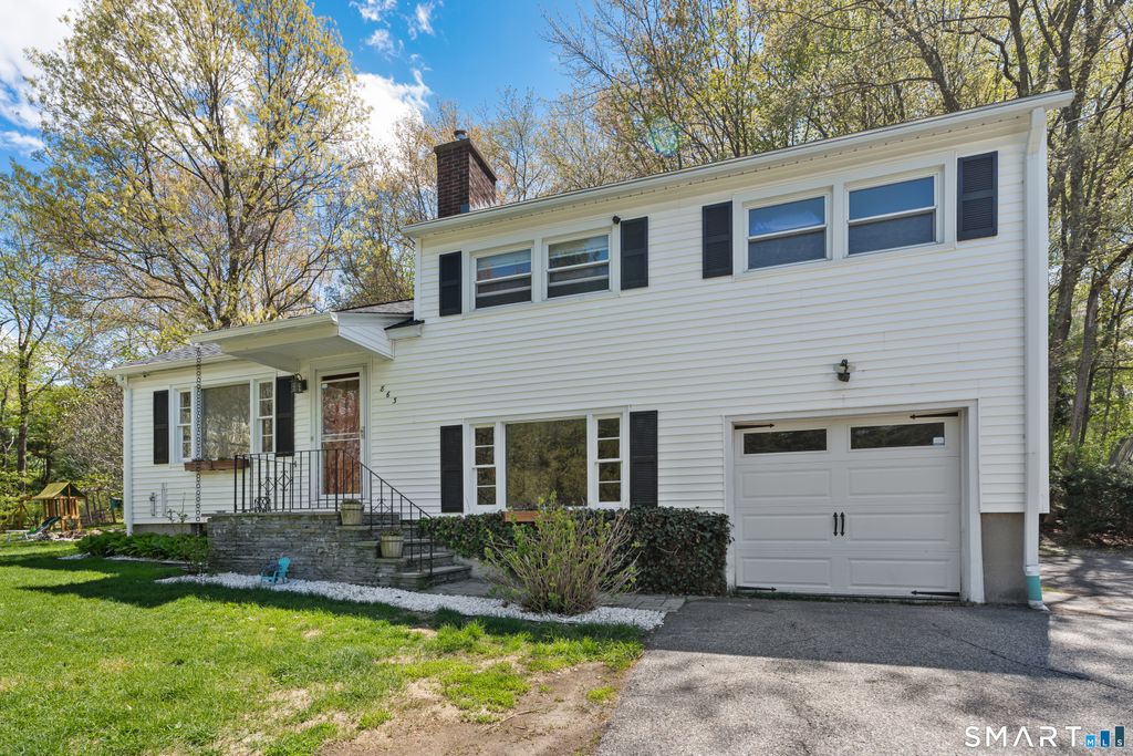 863 Whittemore Road, Middlebury, CT 06762