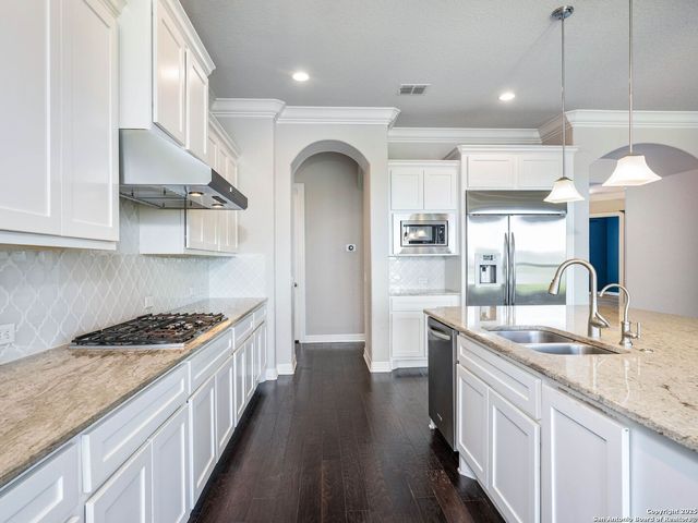 8323 Winecup Hill, San Antonio, TX 78256