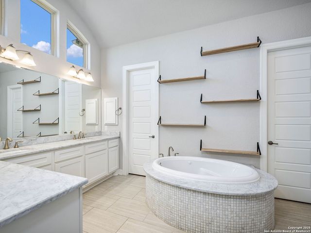 8323 Winecup Hill, San Antonio, TX 78256