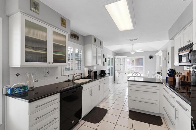 704 PINNACLE DRIVE, Haines City, FL 33844