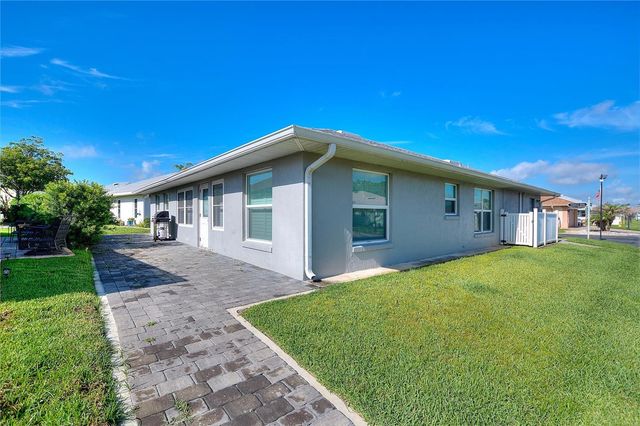 704 PINNACLE DRIVE, Haines City, FL 33844