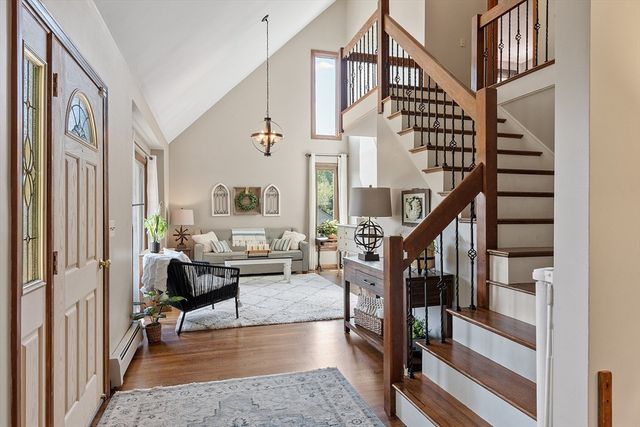 36 Will Thompson Way, Fitchburg, MA 01420