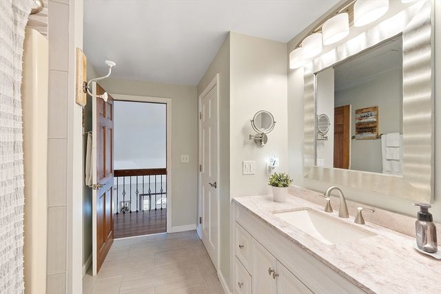 36 Will Thompson Way, Fitchburg, MA 01420