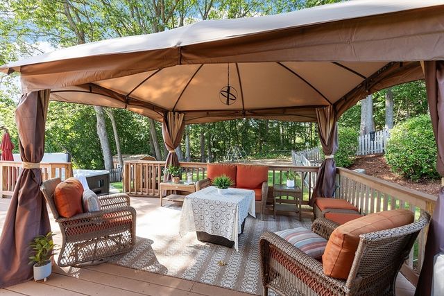 36 Will Thompson Way, Fitchburg, MA 01420