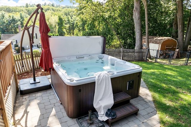 36 Will Thompson Way, Fitchburg, MA 01420