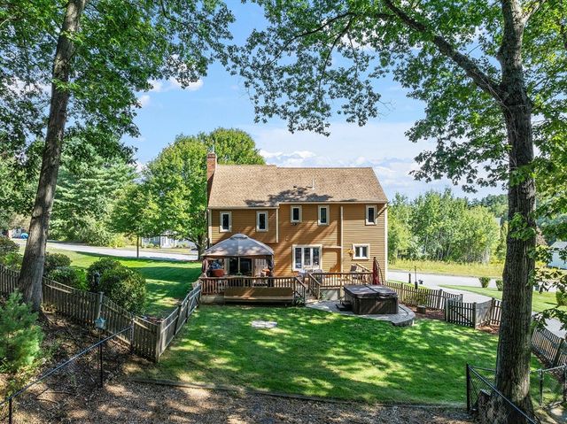 36 Will Thompson Way, Fitchburg, MA 01420