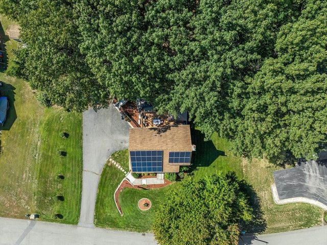 36 Will Thompson Way, Fitchburg, MA 01420