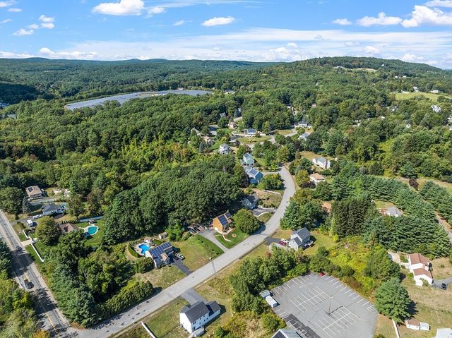 36 Will Thompson Way, Fitchburg, MA 01420