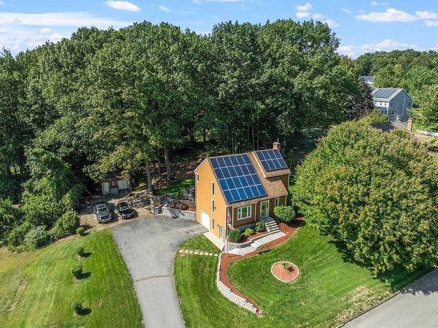 36 Will Thompson Way, Fitchburg, MA 01420