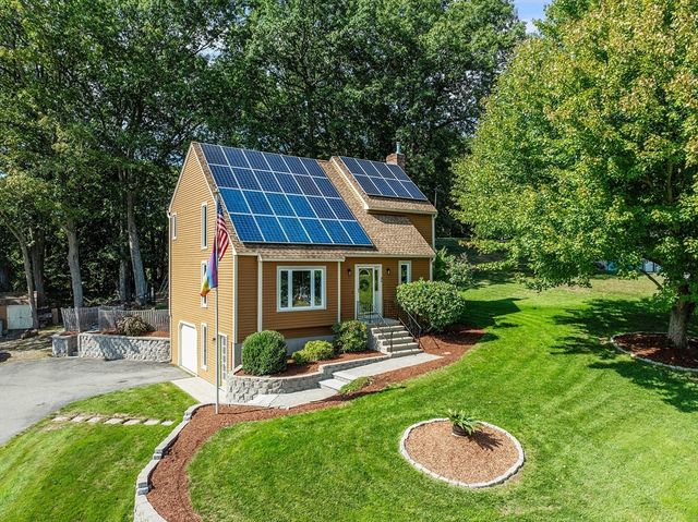 36 Will Thompson Way, Fitchburg, MA 01420