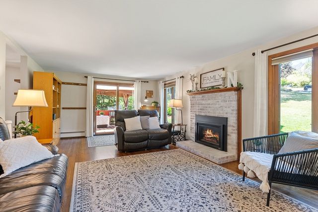 36 Will Thompson Way, Fitchburg, MA 01420