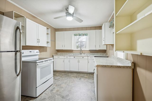 203 Hull Ave, Carthage, TN 37030