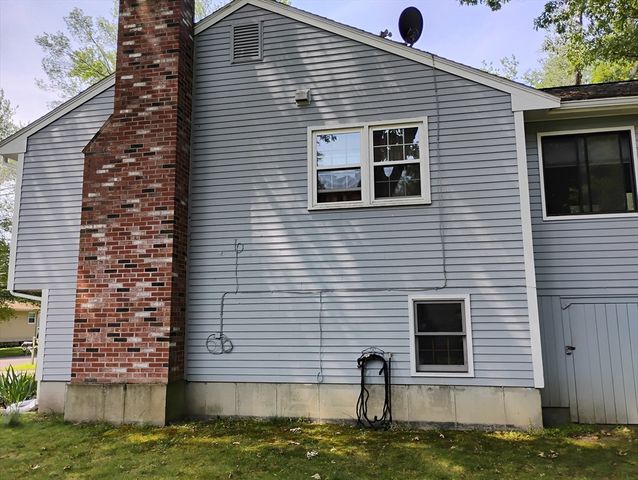 9 Packard Rd, Milford, MA 01757