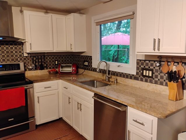 9 Packard Rd, Milford, MA 01757