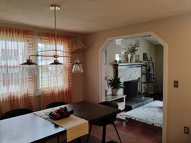 9 Packard Rd, Milford, MA 01757