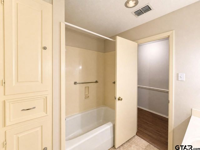 3720-3722 Colony Park Dr, Tyler, TX 75703