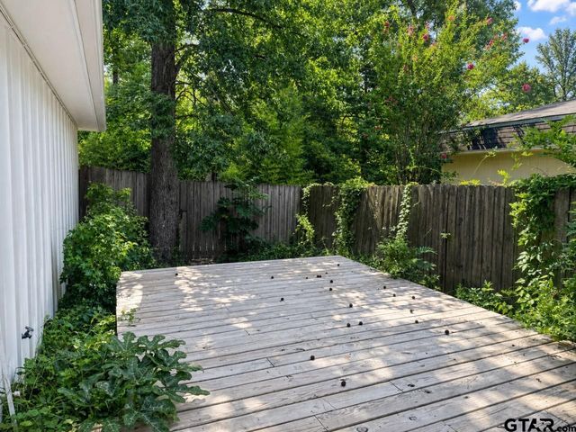 3720-3722 Colony Park Dr, Tyler, TX 75703